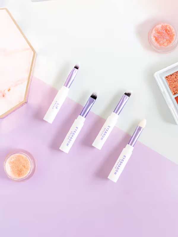 Brocha de maquillaje ensamblable 4 etapas de Daiso