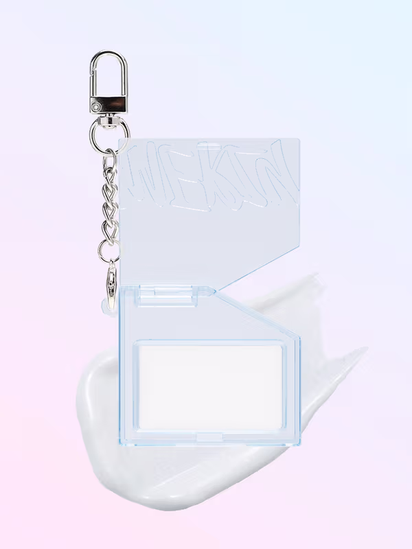 Lip & Cheek Keyring 07 White Ring de Daiso