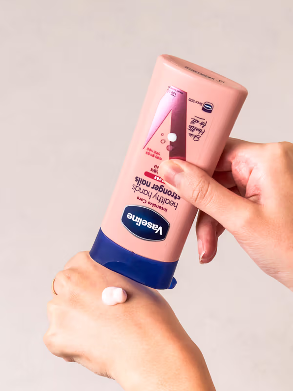 Loción manos y uñas fuertes 120 ml imagen 2